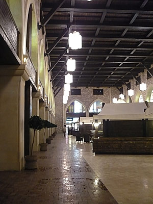 улица Bazaar в ТЦ Вегас